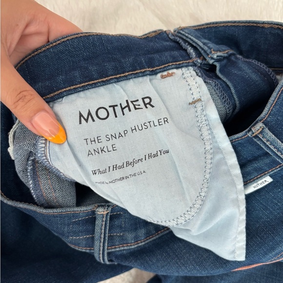 MOTHER The Snap Hustler Ankle Jeans - Picture 9 of 13